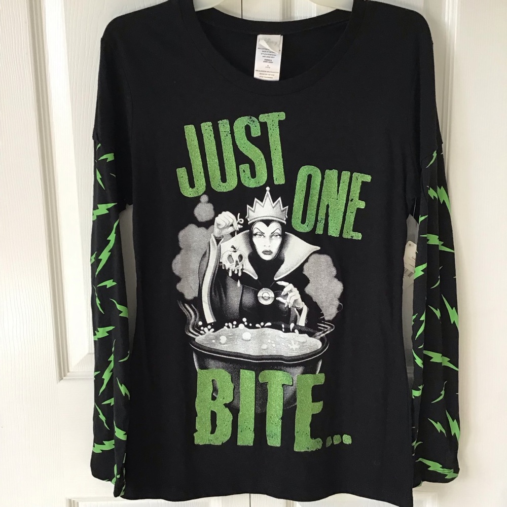 HTF - Disney Just One Bite T-Shirt Jr. L 11/ 13 Girl Snow White Wicked Witch